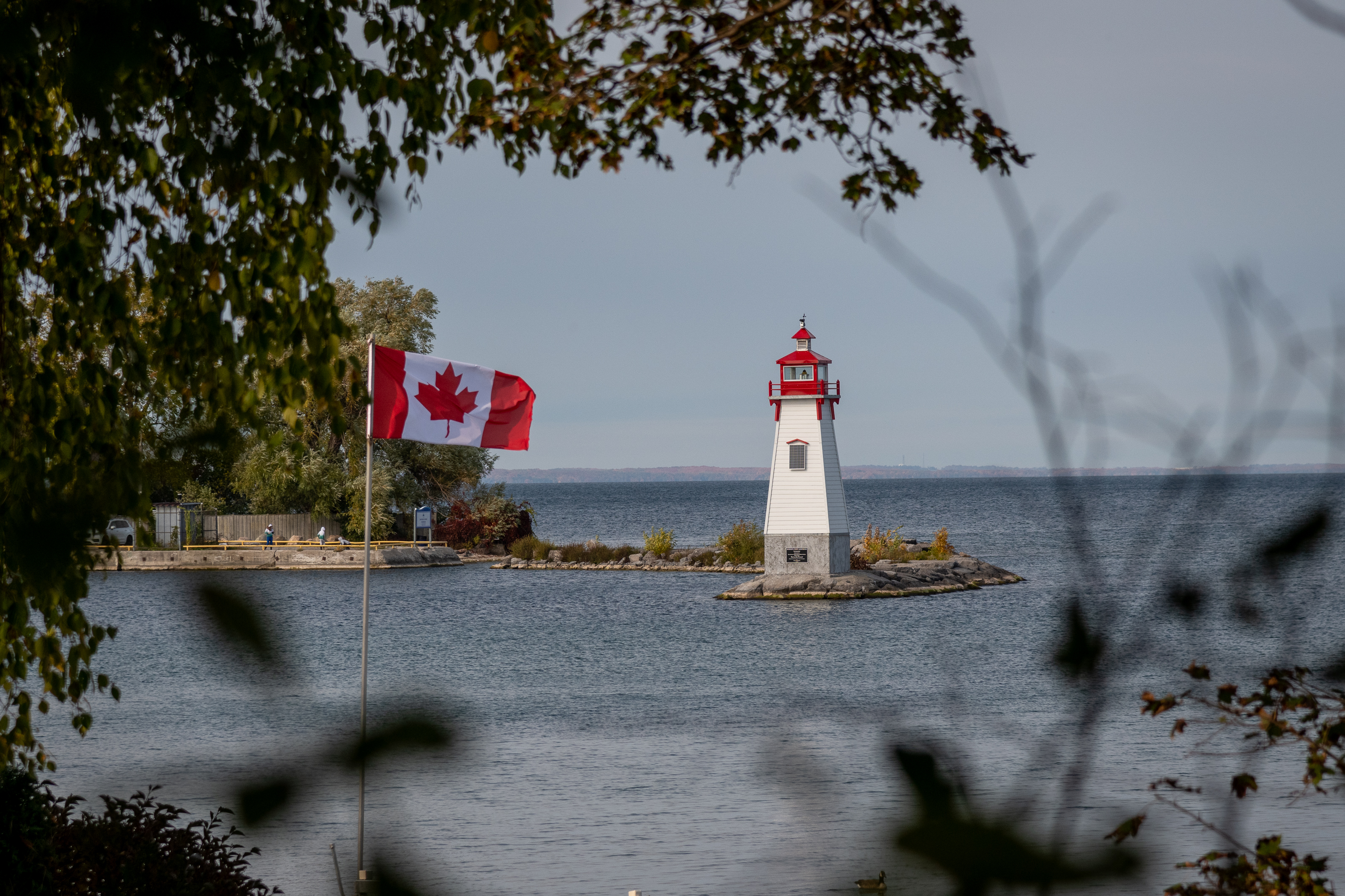 Lighthouse on Lake Simcoe in Georgina during the fall