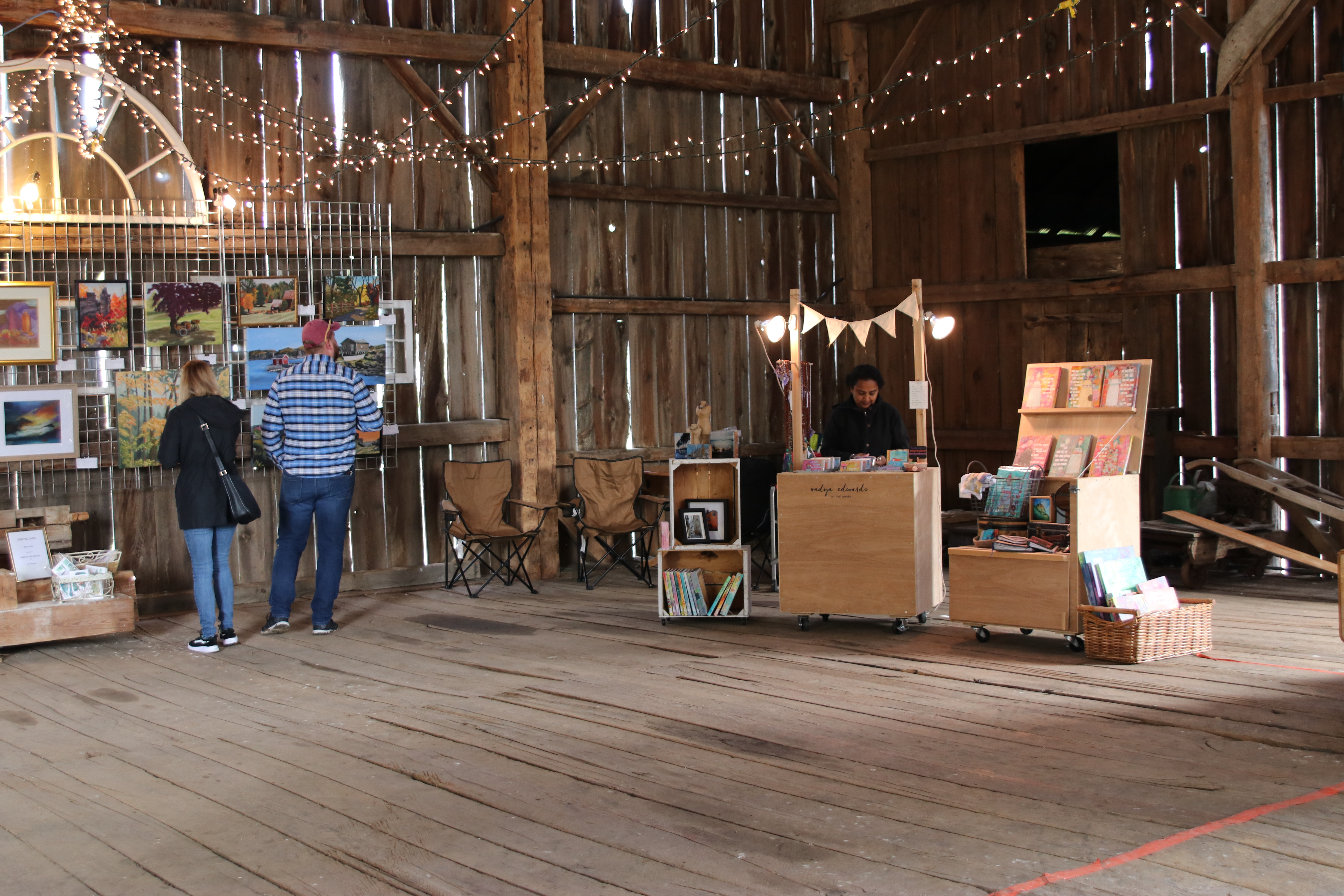 artists in a barn at the Georgina Studio Tour